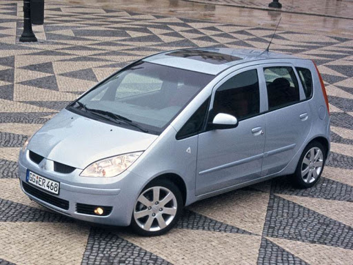 ������ ���� Mitsubishi Colt