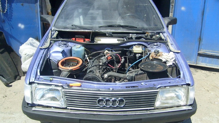 ������ ���� Audi 100