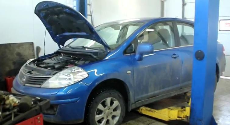 ������ ���� Nissan Tiida