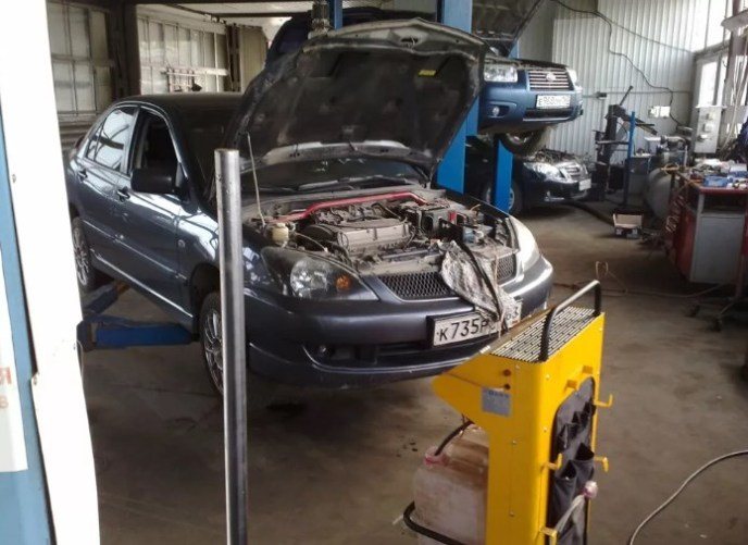 ������ ���� Mitsubishi Lancer 