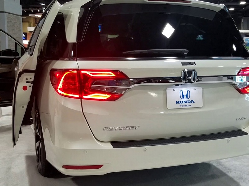 ������ ���� Honda Odyssey