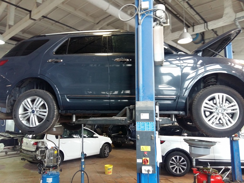 ������ ���� Ford Explorer