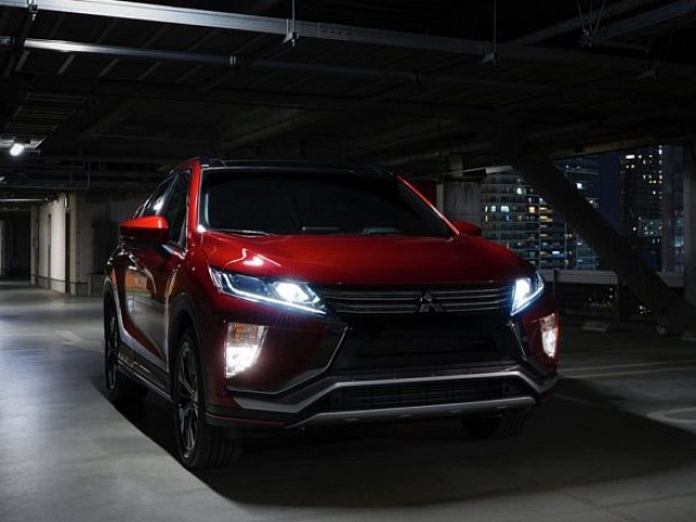 ������ ���� Mitsubishi Eclipse Cross