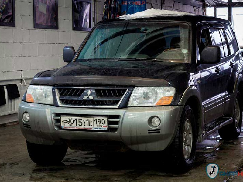 ������ ���� Mitsubishi Outlander