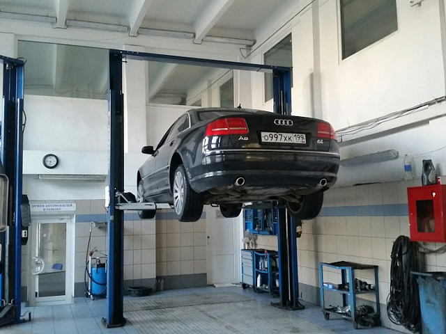������ ���� Audi A8