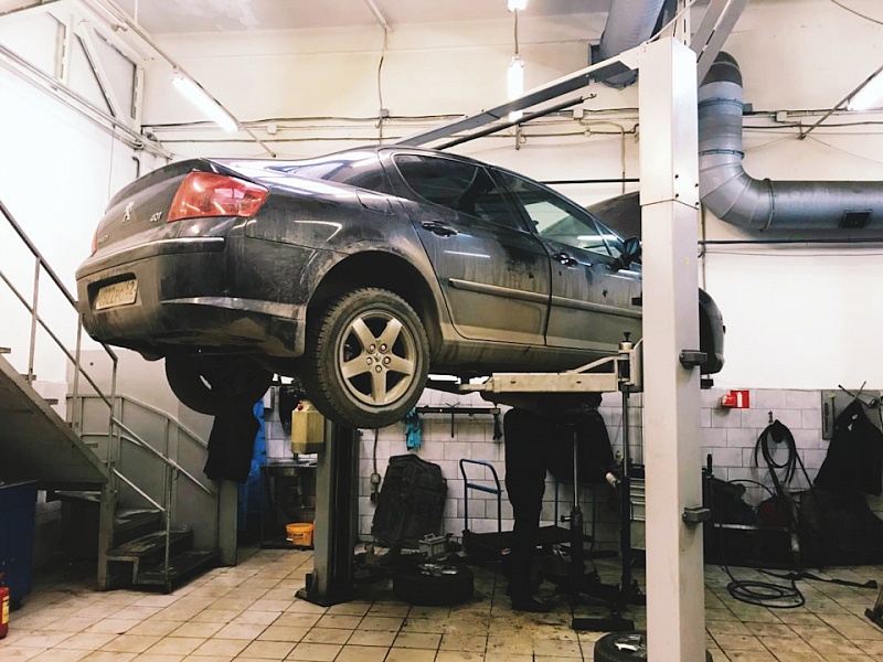 ������ ���� Peugeot 408