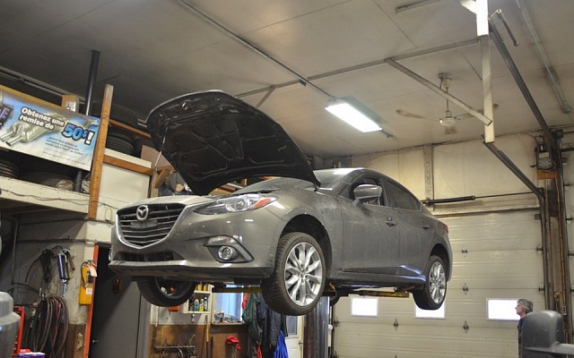 ������ ���� Mazda