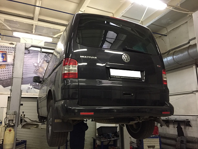 ������ ���� Volkswagen Multivan