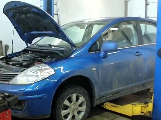 ������ ���� Nissan Tiida
