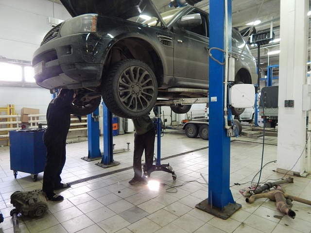 ������ ���� Land Rover Discovery