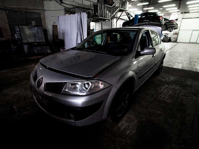 ������ ���� Renault Laguna