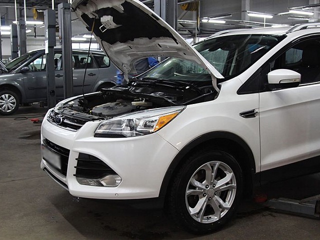 ������ ���� Ford Escape