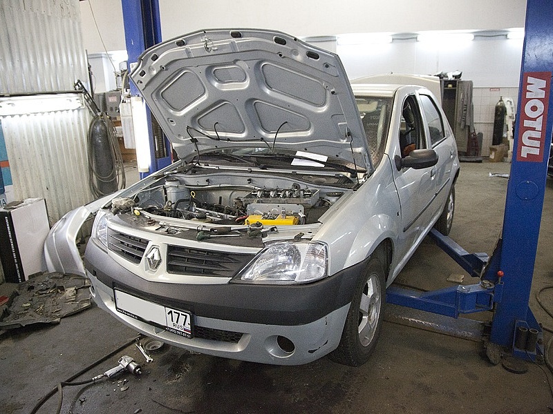������ ���� Renault Logan