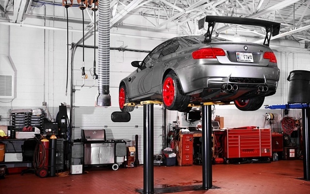 ������ ���� BMW